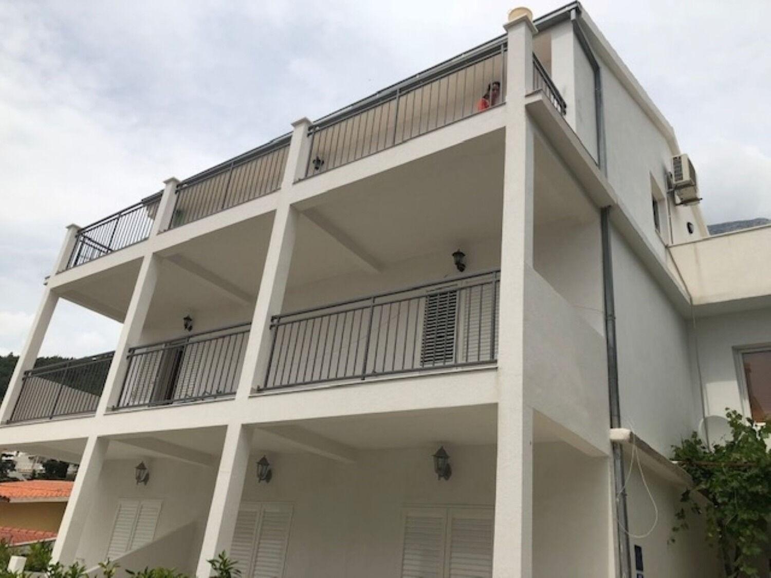 Eddie Appartement Baška Voda